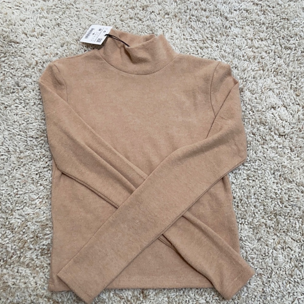Zara long sleeve turtle neck tan size M never worn